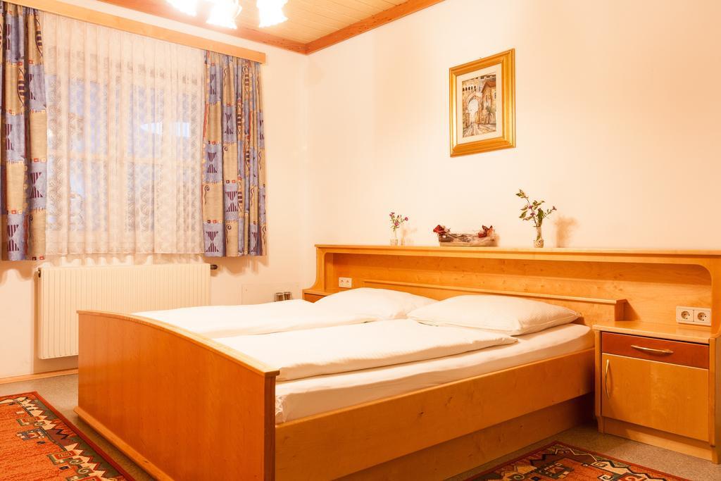 Hotel & Kurpension Weiss Bad Tatzmannsdorf Cameră foto