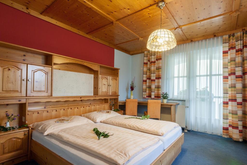 Hotel & Kurpension Weiss Bad Tatzmannsdorf Cameră foto